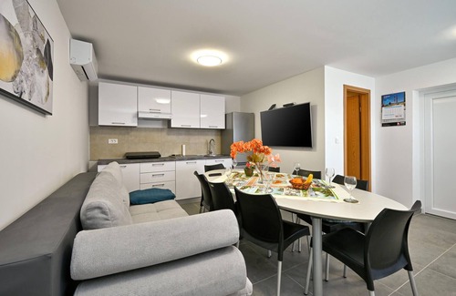 Hrascina House | Pet friendly home in Husinec with sauna