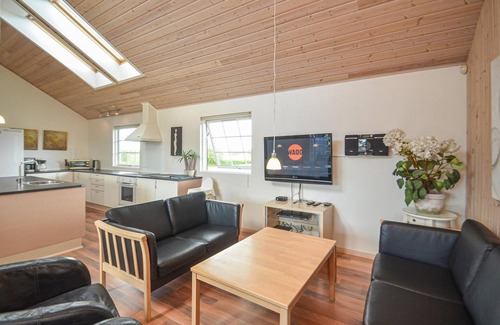 Idestrup House | Pet friendly home in Idestrup with WiFi