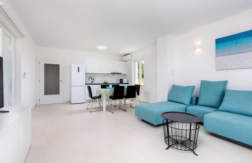 Punat House | Pet friendly home in Punat with kitchen