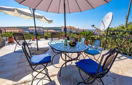 Barbat na Rabu House | Pet friendly home in Rab with WiFi