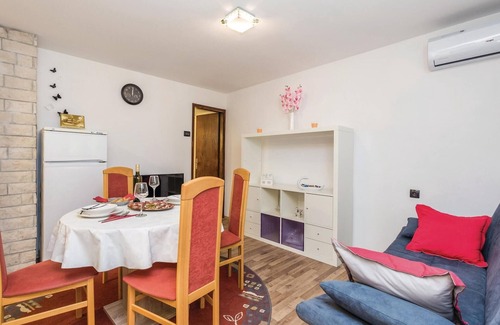 Sarsoni House | Pet friendly home in Rijeka with WiFi