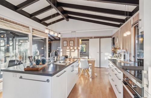 Holloselund House | Pet friendly home in Vejby with WiFi