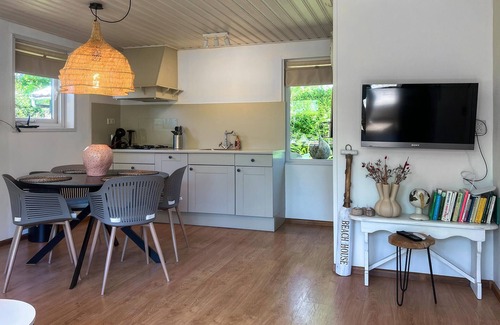 Scherpenisse House | Pet-friendly home in Scherpe nisse