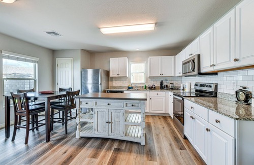 Florence House | Pet-Friendly Home w/Fenced Yard in Florence!