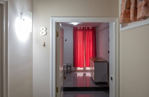 Leporano House | Pet-Friendly Holiday Home "A casa di Pietro Tre" with Sea View, Garden & Wi-Fi