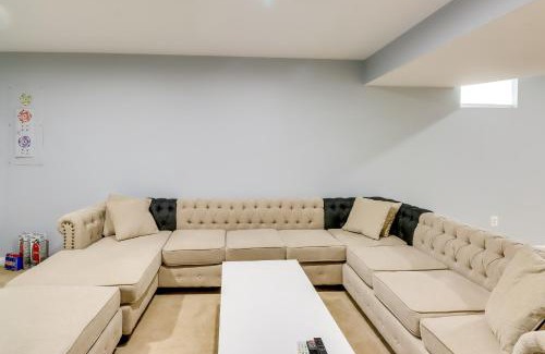 Seabrook House | Pet-Friendly Lanham Getaway with Community Pool!
