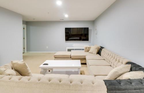 Seabrook House | Pet-Friendly Lanham Getaway with Community Pool!