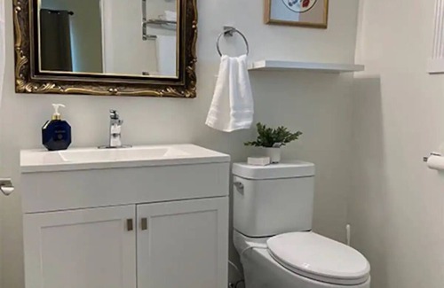 Southeast Kelowna Other | Pet Friendly Licensed Suite on Haskap Farm