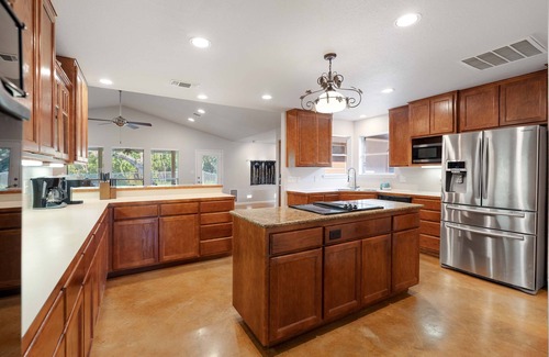 Marble Falls House | Pet-Friendly Marble Falls Home!