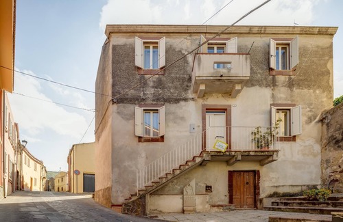 Modolo House | Pet-friendly Modolo House with Balcony