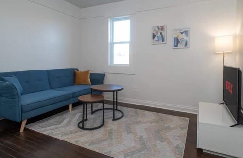 Thunder Bay Apartment | Pet Friendly, Netflix, Wifi, Parking