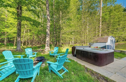 Locust Lake Village Cottage | Pet-friendly Pocono Lake Oasis w/Game Room!