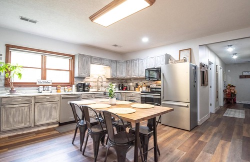 Nashville Cottage | Pet-friendly, renovated, walk to downtown.