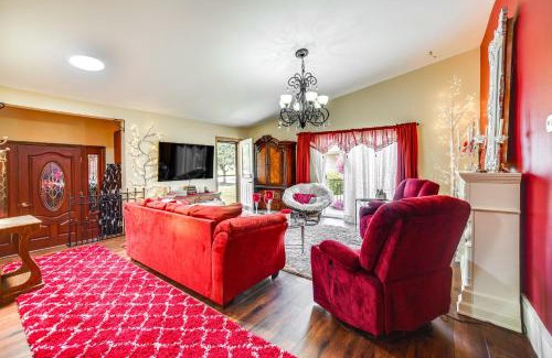 Sheboygan House | Pet-Friendly Sheboygan Home 4 Mi to Lake Michigan