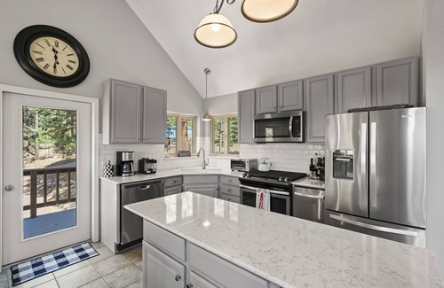 Bayfield House | Pet Friendly, Solitude, 15 Mins to Vallecito!