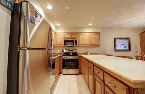Copper Mountain Village Condo | Pet Friendly, Spacious, Mountain Views SB102