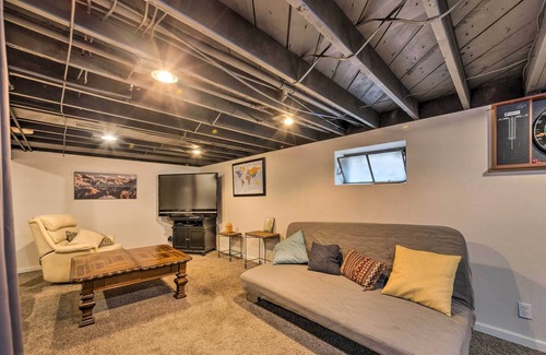 Lindenwood Park House | Pet-Friendly St Louis Getaway w/ Yard!