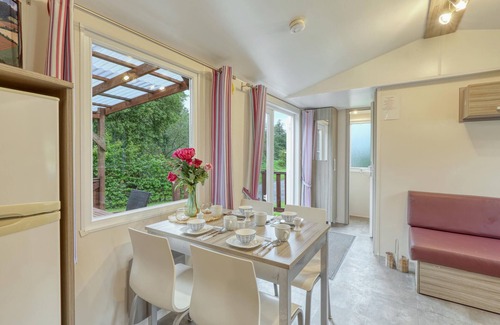 Irrhausen House | Pet friendly (sta)caravan in Irrhausen