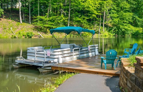 Nineveh House | Pet-friendly, Stocked Fishing Pond, Hiking