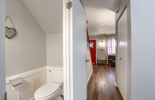 Highspire House | Pet Friendly Townhouse