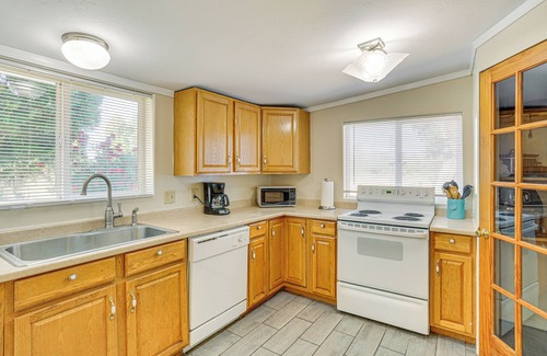 Red Bluff Apartment | Pet-Friendly Unit w/Yard Near Sacramento River!