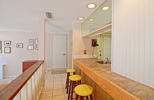 Palmetto Dunes Condo | Pet Friendly | Charming | Palmetto Dunes | SA1858