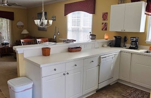 North Myrtle Beach Condo | Pet Friendly 2B/2B Condo in Barefoot Resort Close to N MB Sports Complex