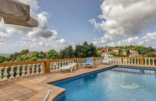 Begur Villa | Pet-Friendly "Villa Casa Dolores Style Catalan" with Mountain View, Pool & Wi-Fi