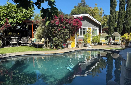 Petaluma Apartment | Petaluma Wine Country relaxing get away w/salt water pool/spa close to downtown