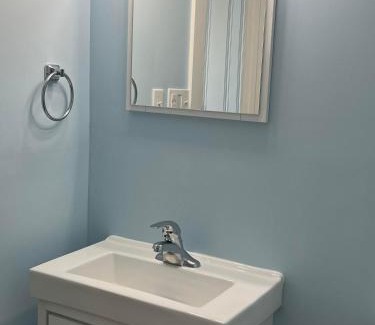 Geneva-on-the-Lake Hotel | Pete's Lakefront Motel, LLC