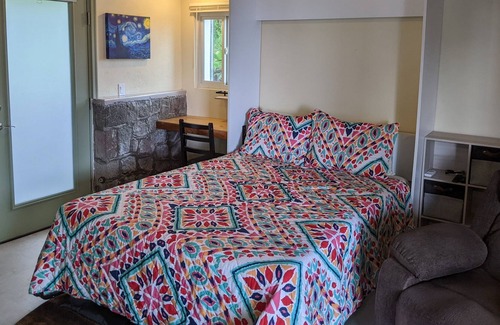 Windward Side Cottage | Peter Hytte is close to everything at great price!