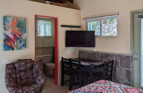 Windward Side Cottage | Peter Hytte is close to everything at great price!