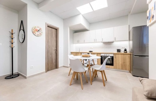 Nea Ionia Apartment | Petit and cozy apartment in Nea Ionia