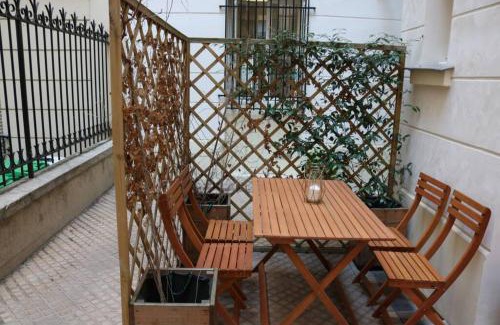 Quartier de la Salpetriere Apartment | Petit bijou dans le centre de Paris