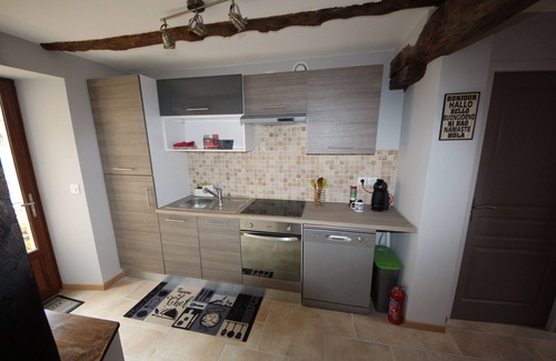 Cremps House | "Petit Cahors - Gîte for 4 people with swimming pool near Cahors and St Cirq Lapopie