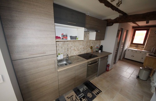 Cremps House | "Petit Cahors - Gîte for 4 people with swimming pool near Cahors and St Cirq Lapopie