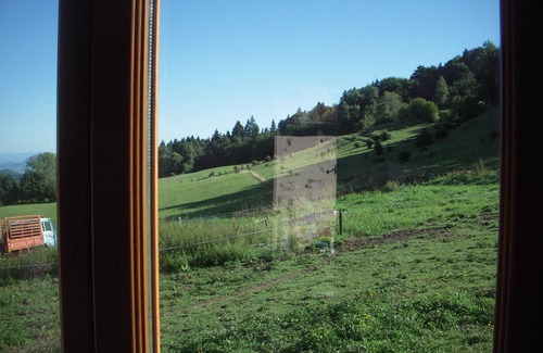 Miribel-les-Echelles Ski Chalet | Petit Chalet Pentagonal Entre Prés et Forêt