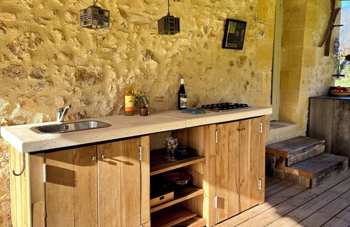 Gaugeac Cottage | Petit Maison a la Ferme; Terrasse Couvert, Jacuzzi, Cuisine Exterieur