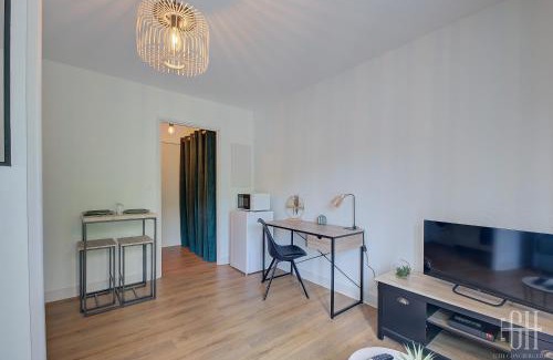 Joue-les-Tours Apartment | Petit Sentier/Hôpital Trousseau