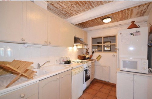 Saint-Maximin House | Petite Maison 18th century stone house in a typical Provencal village