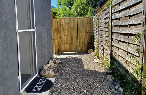 Fellering Apartment | Petite Maison au Calme Clôturés 2 Personne Animaux de Compagnie Acceptés