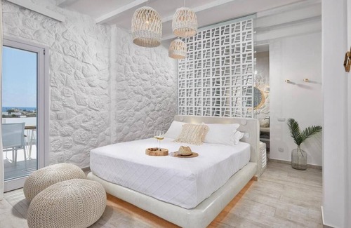 Agios Georgios House | Petri Suites Comfort Suite Garden View BB 3 people