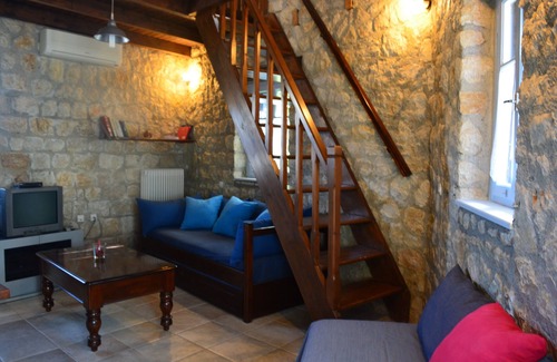 Katokhorion House | Petrino Guesthouse In Beautiful Katohori Village On Lefkada Island