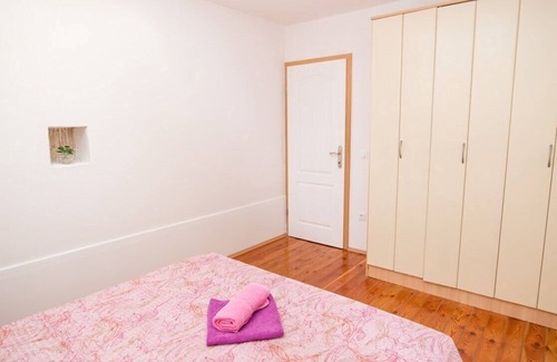 Cancini House | Pets friendly Holiday House Danny with Pool