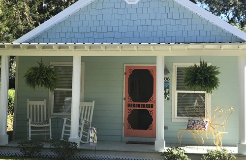 Biloxi Cottage | Pets Welcome! Fall Special Rates for Downtown Beach Cottage in Ocean Springs!