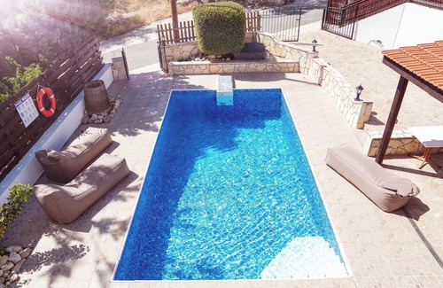Peyia Town Villa | Peyia View