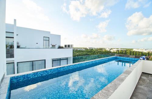 Zama Apartment | PH Othello - Private pool&Roof & Beach Club Access