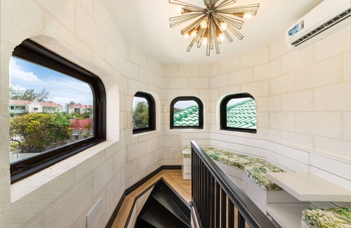 Worthing Apartment | PH2 - Luxury Oceanview 2BR Penthouse w/Rooftop Pool directly opp. Worthing Beach