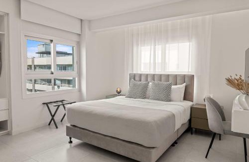 Historical Center Apartment | Phaedrus Living: Limassol Seaside Residences 05