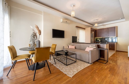 Vyronas Apartment | Phaedrus Living Luxury Flat Vyronas